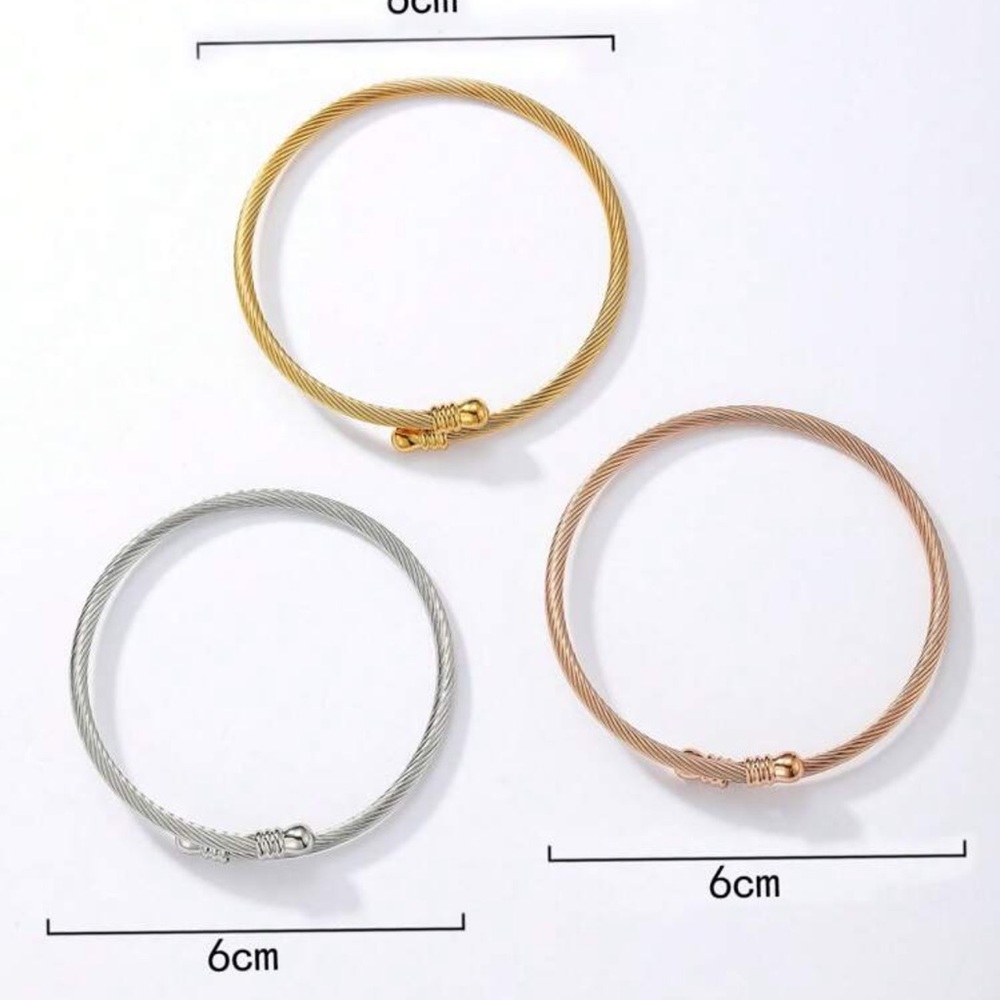 - New 3 piece bracelet set - Picture 5 of 5